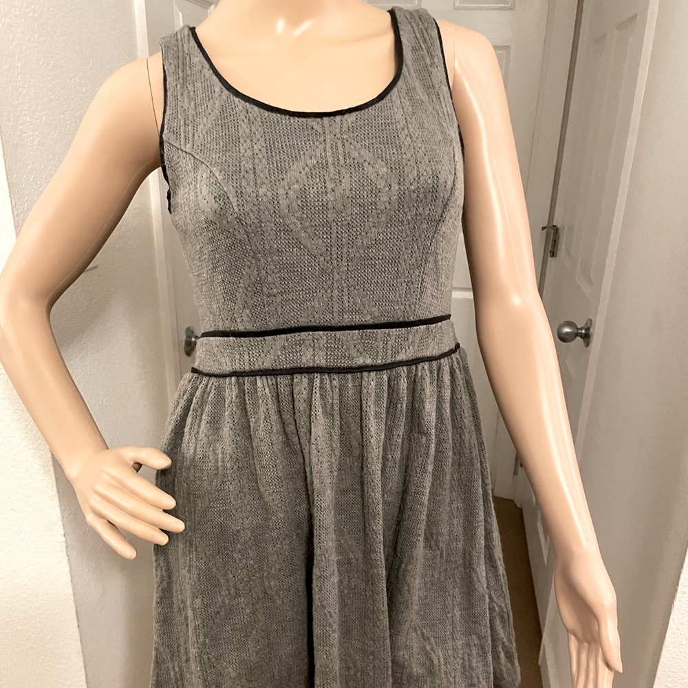 Monteau Los Angeles Sleeveless Knit Dress